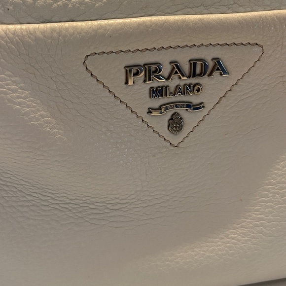 Prada Vitelli Daino Soft Crossbody Bag - Picture 2 of 4